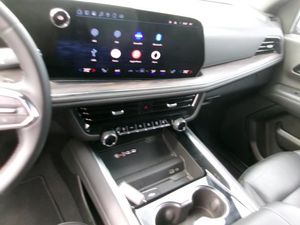 CHEVROLET SUBURBAN Z71 - 8