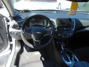 CHEVROLET MALIBU LT - 4