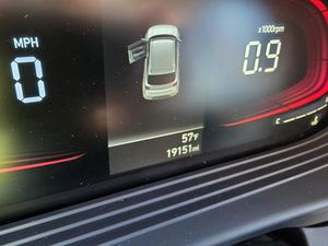 HYUNDAI VENUE LIMITED - 5