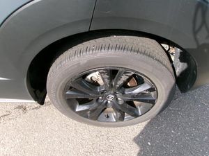 صورة 10 لـ 2025 Mazda CX-30 2.5 S CARBON EDITION