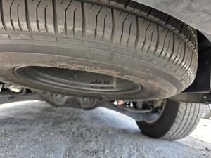 CHEVROLET SUBURBAN - 8