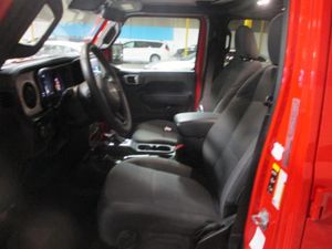 2025 JEEP WRANGLER SAHARA 照片 3