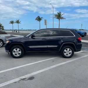 JEEP GRAND CHEROKEE LAREDO - 2