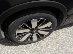 MITSUBISHI OUTLANDER SE - 8