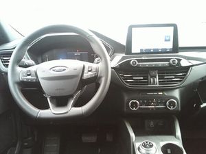 FORD ESCAPE ST-LINE - 4