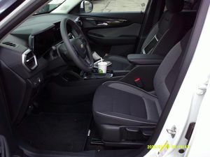 CHEVROLET TRAILBLAZER LT - 3