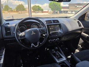 2025 Mitsubishi OUTLANDER SPORT — фото 4