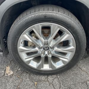 Toyota Highlander Limited - 10