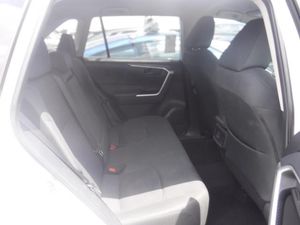 صورة مصغرة 17 لـ 2025 Toyota RAV4 LE
