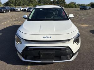 صورة 11 لـ 2025 KIA NIRO LX
