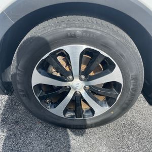 KIA SORENTO EX V6 - 10