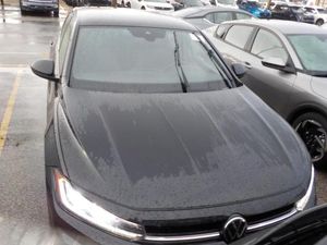 صورة 17 لـ 2025 Volkswagen JETTA SPORT