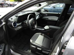 صورة 3 لـ 2025 Chevrolet TRAX LT