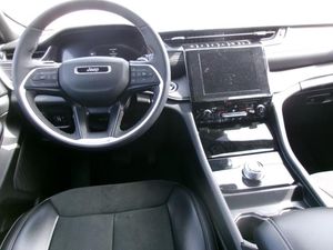 2025 JEEP GRAND CHEROKEE ALTITUDE — фото 4