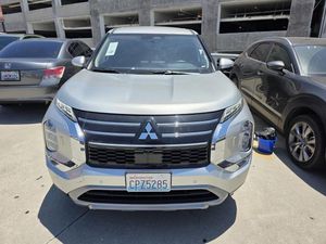 2025 Mitsubishi OUTLANDER SE — миниатюра 25