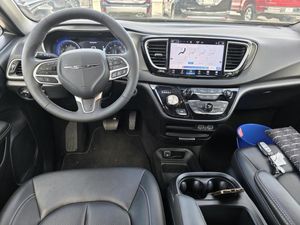 CHRYSLER PACIFICA SELECT - 4