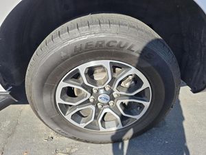 FORD EXPEDITION XLT - 8