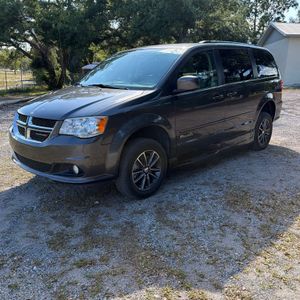 DODGE GRAND CARAVAN SXT - 1