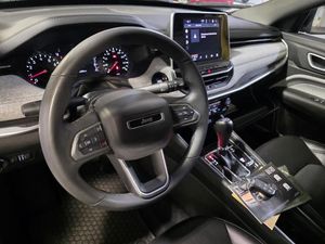 صورة 4 لـ 2025 JEEP COMPASS LATITUDE
