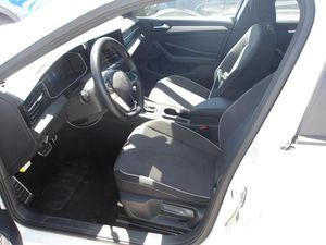 VOLKSWAGEN JETTA SPORT - 3