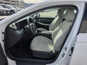 HYUNDAI SONATA SEL - 3