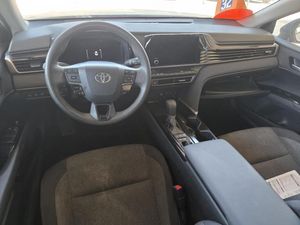 صورة 4 لـ 2025 Toyota CAMRY SE