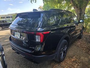 FORD EXPLORER ST-LINE - 2