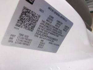 CHEVROLET EXPRESS PASSENGER LT - 7