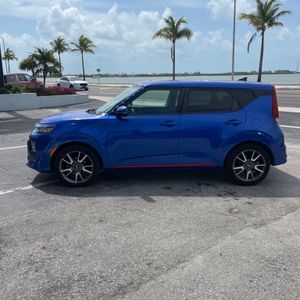 2020 KIA SOUL GT-LINE photo 2