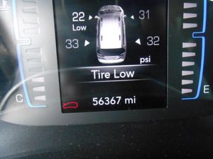 CHRYSLER VOYAGER LX - 5