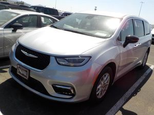 CHRYSLER PACIFICA TOURING L - 1