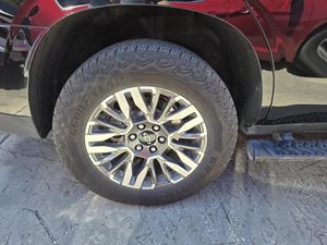 CHEVROLET TAHOE Z71 - 10