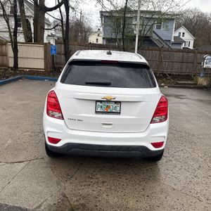 CHEVROLET TRAX LS - 4