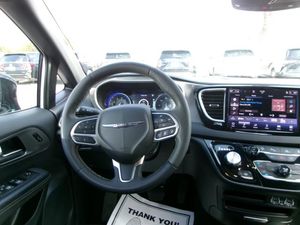 CHRYSLER PACIFICA SELECT - 4