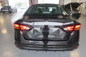 صورة 19 لـ 2025 Nissan ALTIMA SV