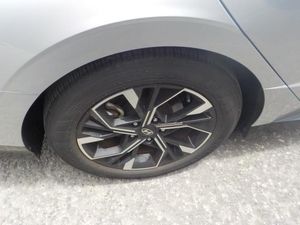 HYUNDAI SONATA SEL - 9