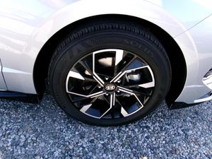 HYUNDAI SONATA SEL - 10