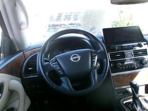 NISSAN ARMADA SL - 4