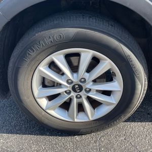 صورة 10 لـ 2020 KIA SORENTO LX