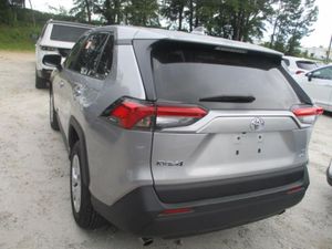 صورة مصغرة 22 لـ 2025 Toyota RAV4 LE