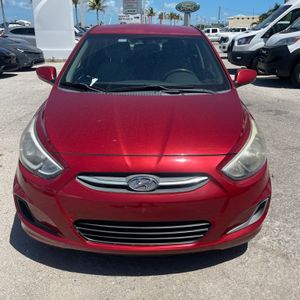 HYUNDAI ACCENT SE - 8