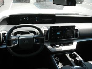 FORD EXPEDITION ACTIVE - 4