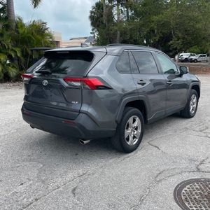 2023 Toyota RAV4 XLE photo 5