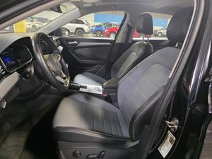 VOLKSWAGEN JETTA SE - 3