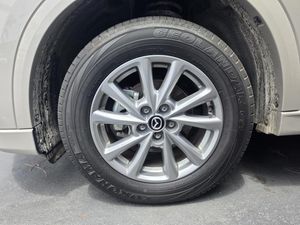 صورة 10 لـ 2025 Mazda CX-5