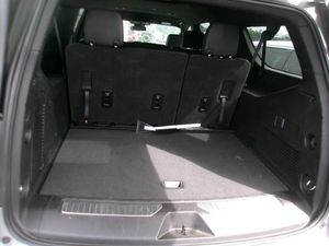 CHEVROLET SUBURBAN Z71 - 6