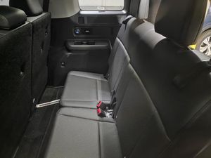 2025 Hyundai SANTA FE SEL 照片 24