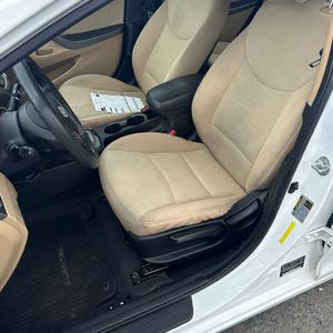2013 Hyundai ELANTRA GLS — миниатюра 16