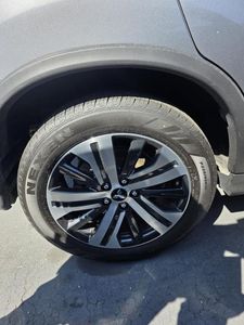 2025 Mitsubishi OUTLANDER SPORT SE 照片 8