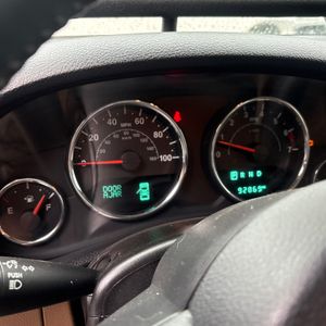2016 JEEP WRANGLER UNLIMITED SAHARA 缩略图 29